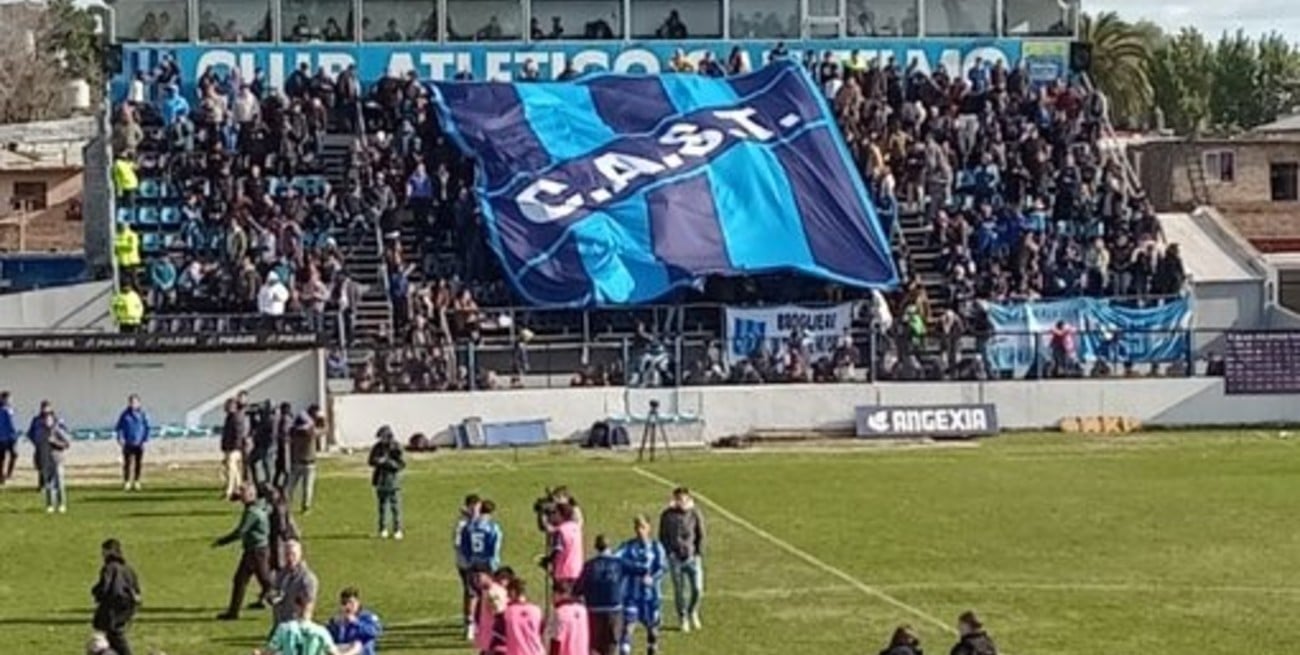 San Telmo, arruinado por los pitos, se cruza en el camino de Colón