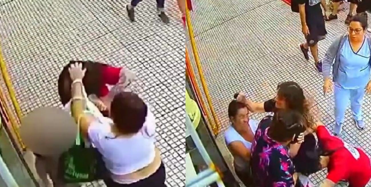 Video: un nene robó en un cotillón y la madre terminó a las piñas con una empleada 