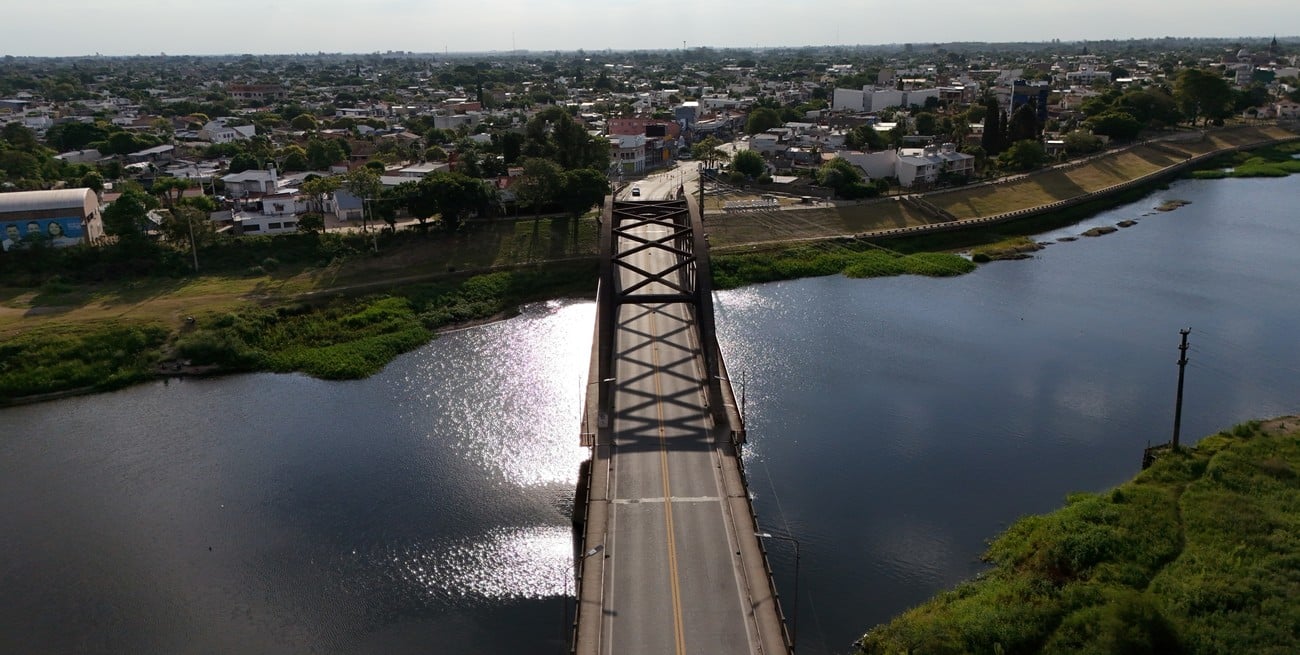 Se rehabilitó el tránsito sobre el Puente Carretero este lunes