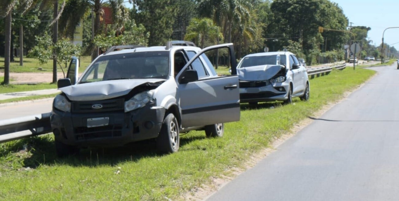 Choque en cadena en la Ruta 1 a la altura de Colastiné Norte