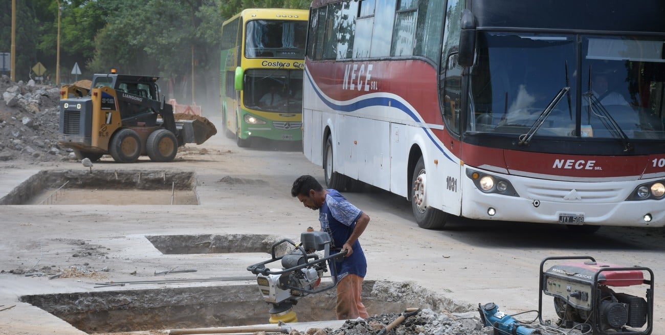 Terminal de ómnibus de Santa Fe: la reparación de la calle interna se extenderá 20 días