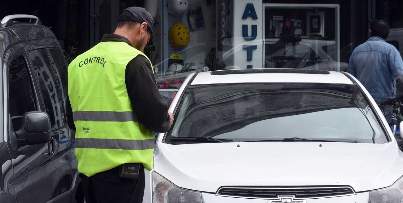 Las multas subieron casi un 30% en Santa Fe: cuáles son las más comunes