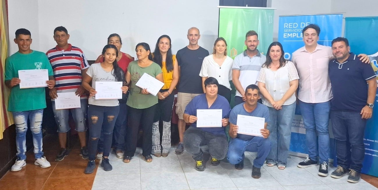 San Javier: entrega de certificados del programa "Impulsa" para capacitación y desarrollo local