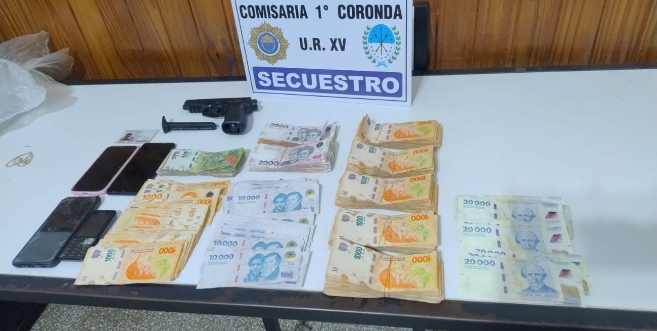 Secuestraron 65 bochas de droga y más de un millón y medio de pesos en Coronda